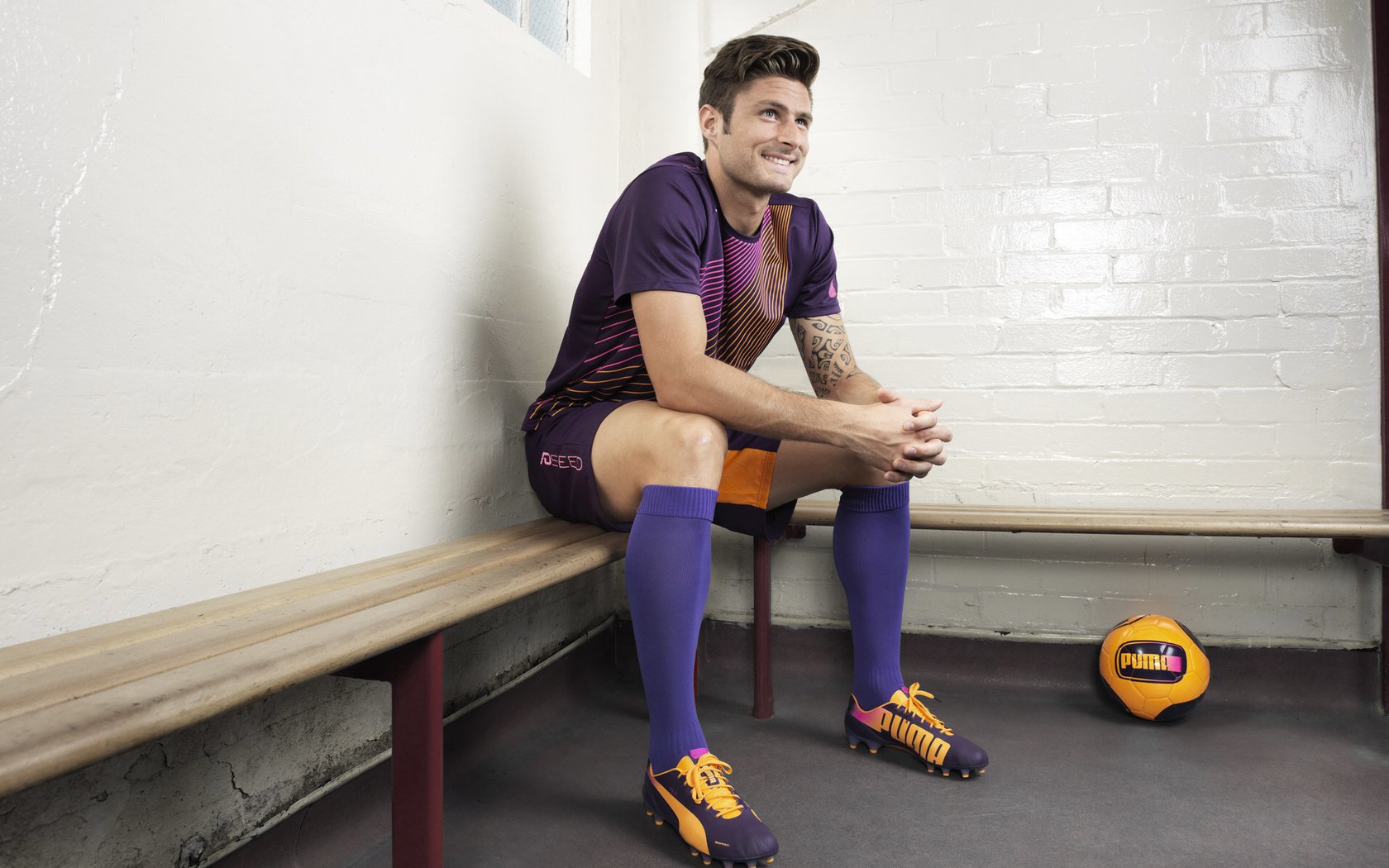 中超多队加强防线外援配置变化明显,中超联赛外援政策