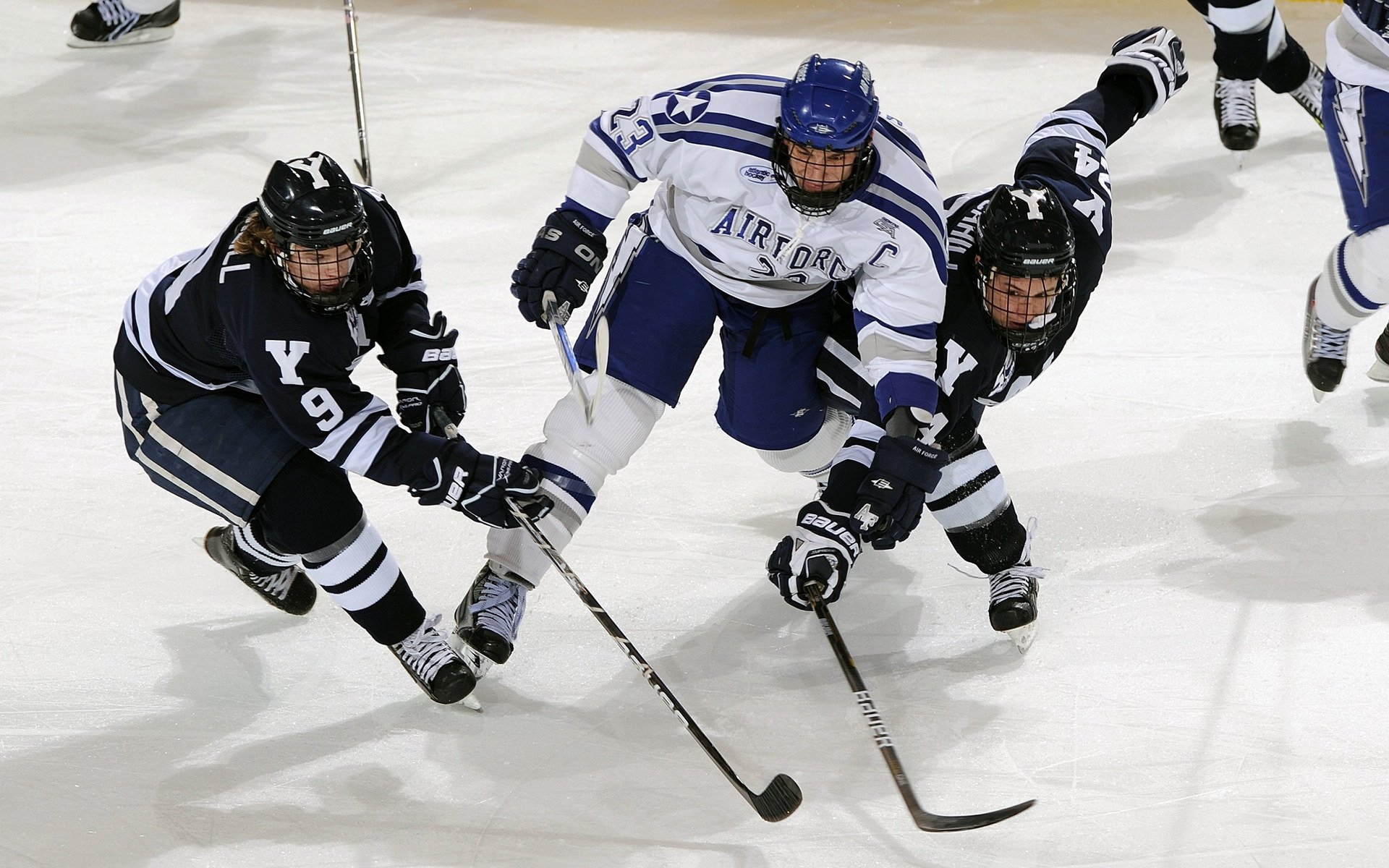 Leyu Sport登录入口-克罗地亚队在巴黎奥运会手球比赛中多次通过团队配合得分，克罗地亚奥运冠军